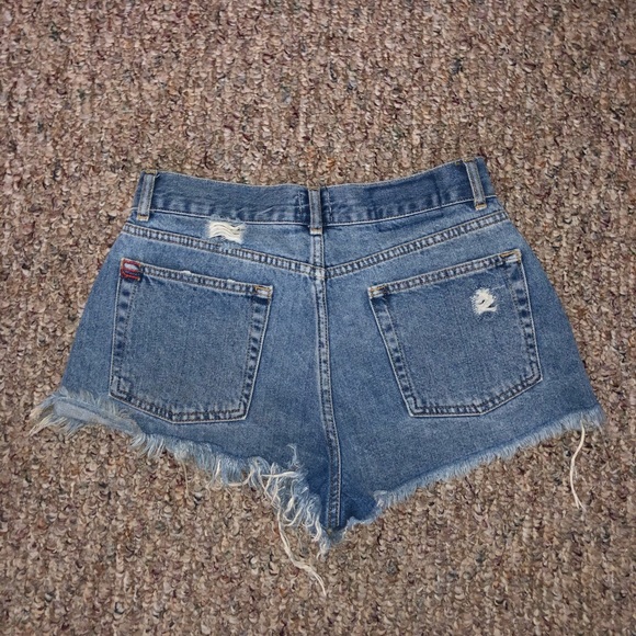 BDG cut off denim shorts - Picture 2 of 3